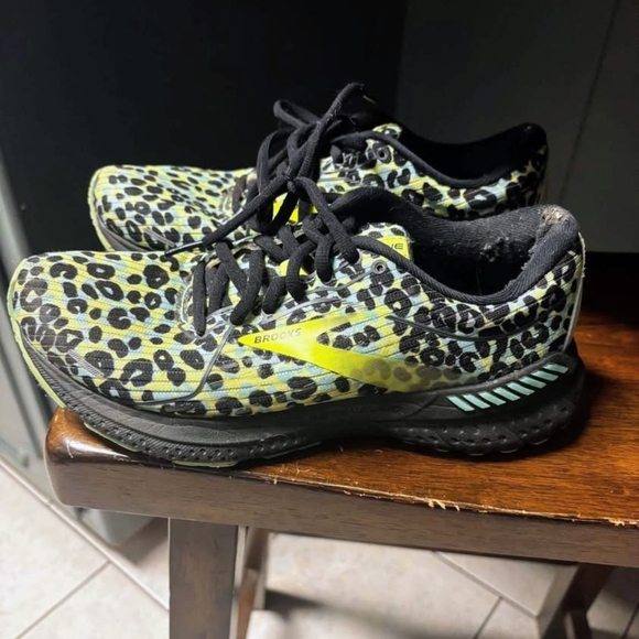 Brooks Shoes - Brooks Leopard Adrenaline 21 Running Shoes
